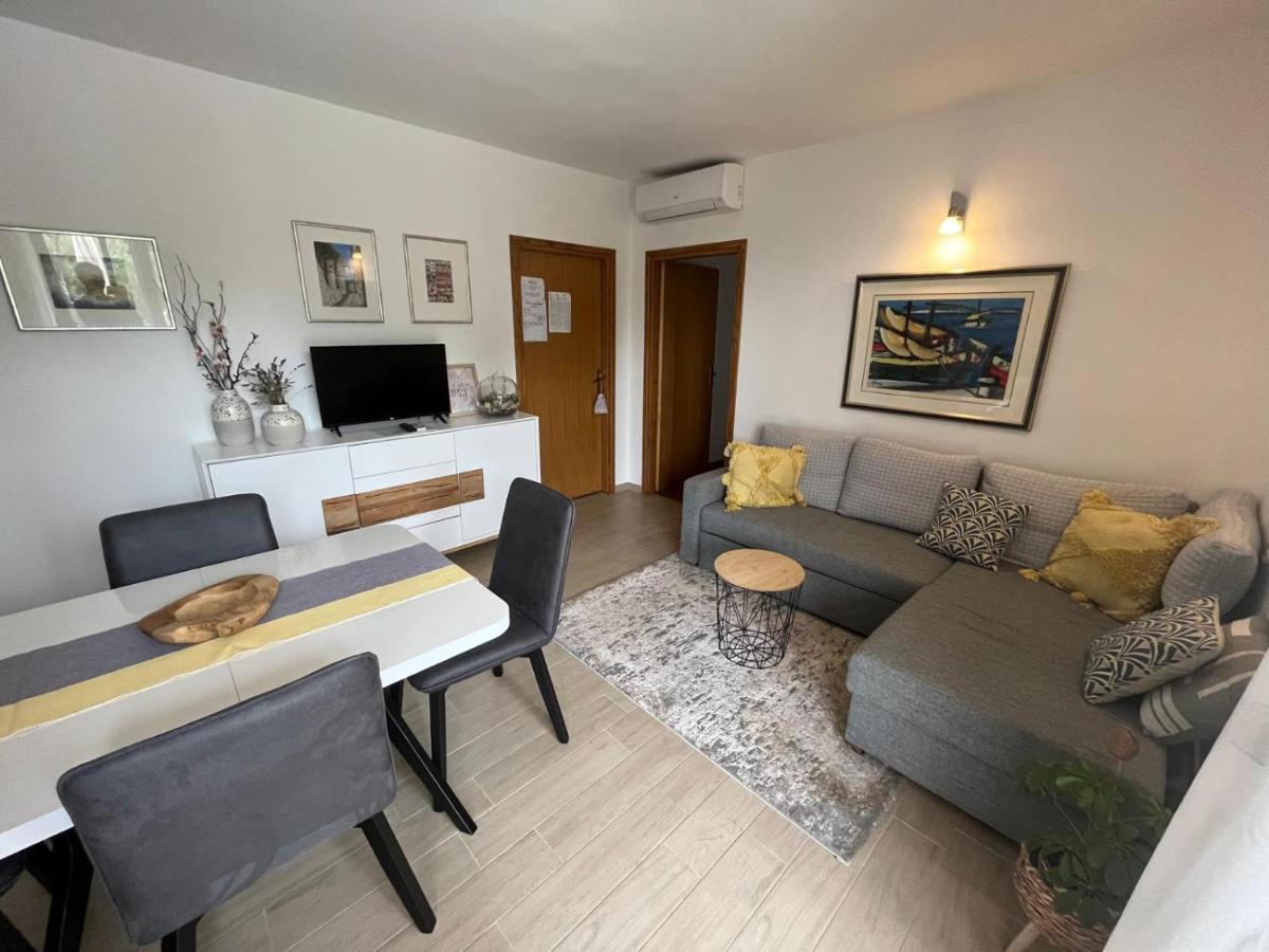 Apartmani Anica Risika Dış mekan fotoğraf